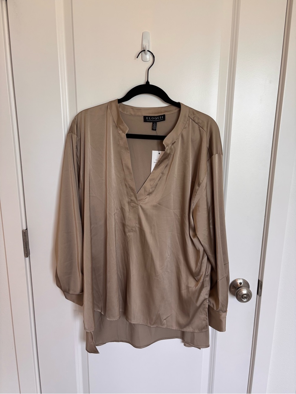 ELOQUII Tan Long-Sleeve V-Neck Tunic Shirt